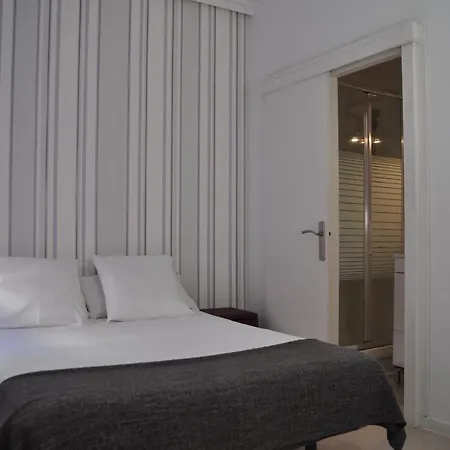 Hostal Gala Madrid-3